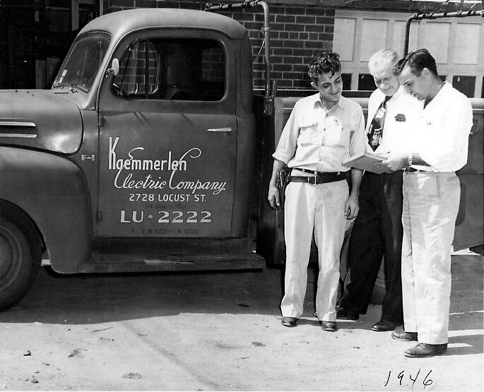 1946