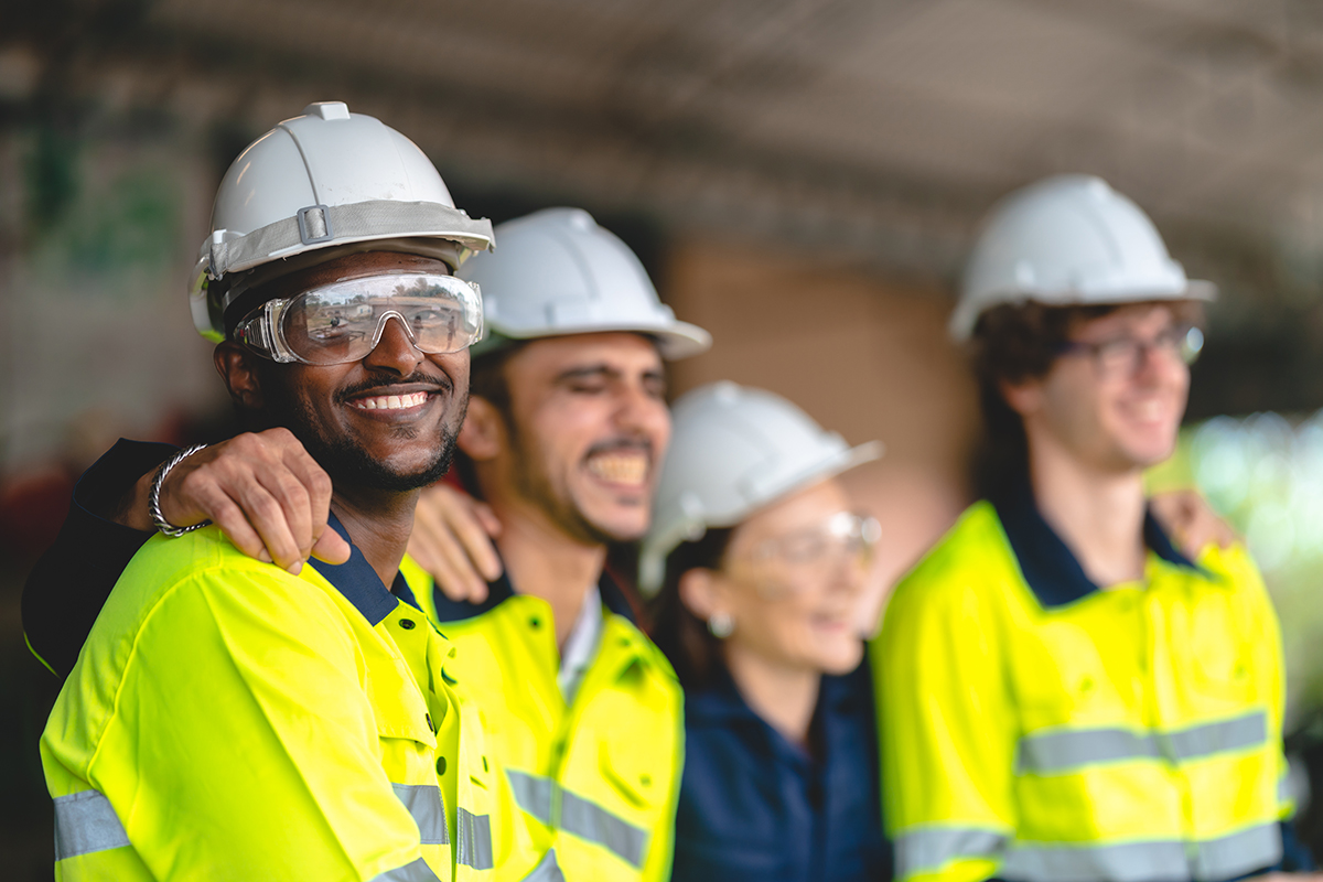Kaemmerlen team in hi-vis